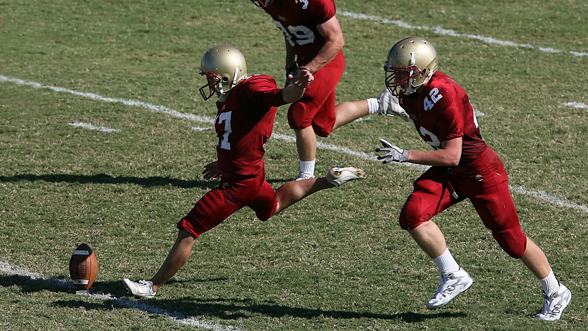 mk体育官网-“武汉马拉松：选手们在赛道上创造历史”